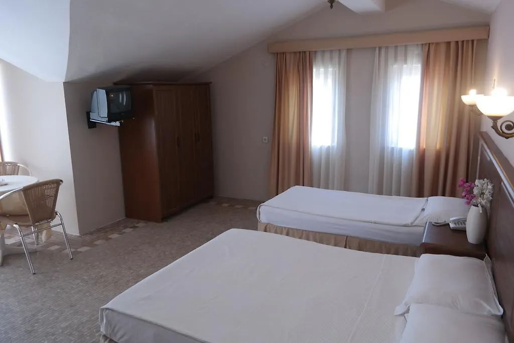 Kibele Hotel & Apart 马尔马里斯