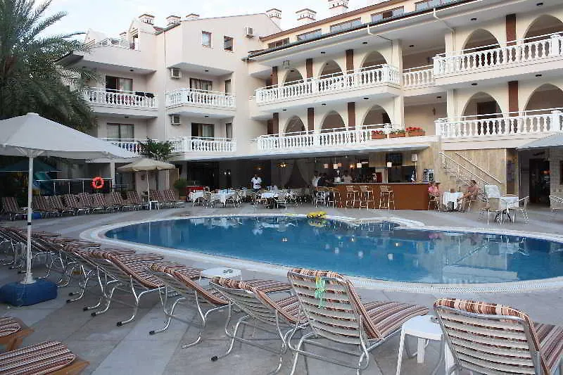 Kibele Hotel & Apart 马尔马里斯